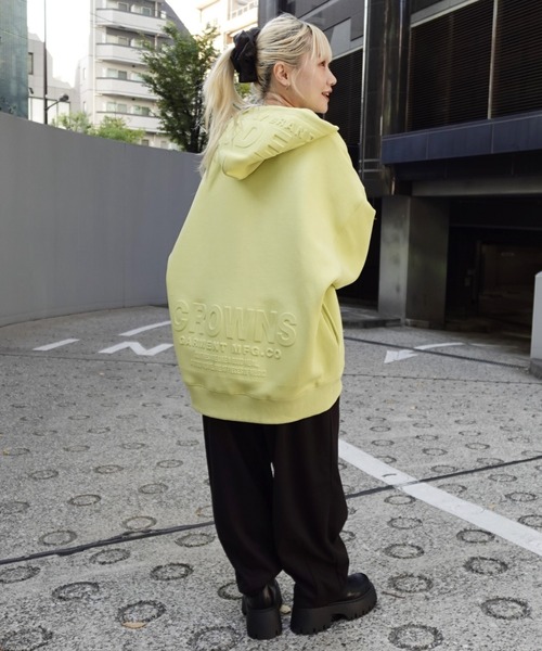 skullhong スカルホン　パーカー　黄色　ホンギ skullhong スカルホン パーカー 黄色 ホンギ ポンポンフリルのフード付