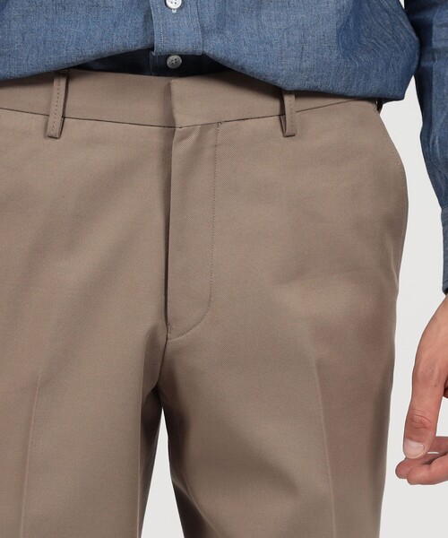 TOMORROWLAND （トゥモローランド）の「コットンウール ノープリーツパンツ SONDRIO（チノパンツ・メンズ・ベージュ/ブラック・48/52/50/46/44）」の7枚目の写真