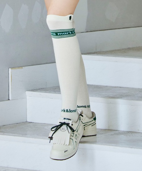 MARK & LONA（マークアンドロナ）の「Tassel Striders | MEN and WOMEN（スニーカー・メンズ・オフホワイト・27cm/26.5cm/26cm/24.5㎝/25㎝）」の2枚目の写真