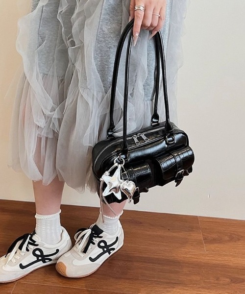 LETee(レティー)の「ロングハンドルハンドバッグ(ハンドバッグ・レディース・ベージュ/ブラック/ブラウン/レッド・FREE)」の13枚目の写真