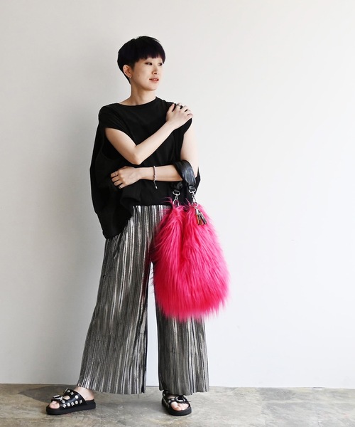 COMMON WARE（コモンウェアー）の「EM:cheek チーク monster one shoulder/モンスター ワンショルダー（ショルダーバッグ・レディース・サックスブルー/イエロー/ピンク/パープル・FREE）」の14枚目の写真