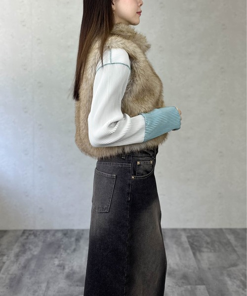 Per sist ence（パーシエンス）の「フェイクファーショート丈ジレ（その他アウター・レディース・グレイッシュベージュ/ライトベージュ/ブラック/グレー/ブラウン/ベージュ・ONE SIZE）」の20枚目の写真