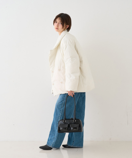 EMMA ROUGE VIF(エマルージュヴィフ)の「【一部店舗限定】コクーンミドルダウンジャケット / コート(ダウンジャケット/コート・レディース・ブラック/オフホワイト・フリー)」の16枚目の写真