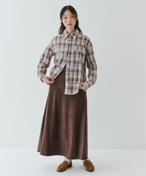 NUJOH(ヌゾ)の「Plaid Relaxed Shirt / チェックリラックスシャツ(シャツ/ブラウス・レディース・ブラック/ブラウン・FREE)」の17枚目の写真