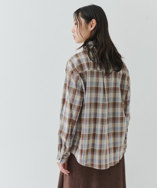 NUJOH(ヌゾ)の「Plaid Relaxed Shirt / チェックリラックスシャツ(シャツ/ブラウス・レディース・ブラック/ブラウン・FREE)」の9枚目の写真