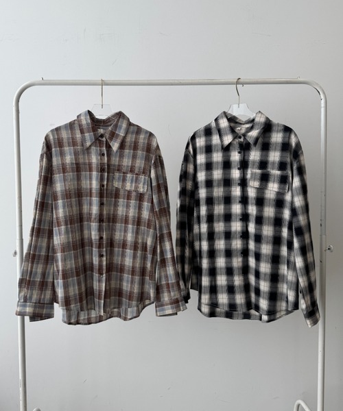NUJOH(ヌゾ)の「Plaid Relaxed Shirt / チェックリラックスシャツ(シャツ/ブラウス・レディース・ブラック/ブラウン・FREE)」の3枚目の写真