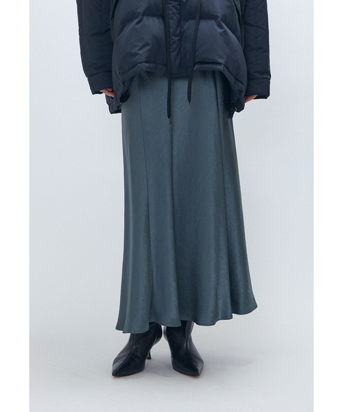 1er Arrondissement(プルミエアロンディスモン)の「ヴィンテージサテンスカート(スカート・レディース・グレー系その他5/ブラック系その他3/オフホワイト・38/36)」の1枚目の写真