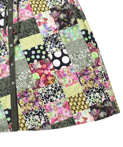 ScoLar（スカラー）の「153676：パッチワーク風総柄ドロスト前開きワンピース（ワンピース・レディース・ブラック/カーキ・M）」の10枚目の写真