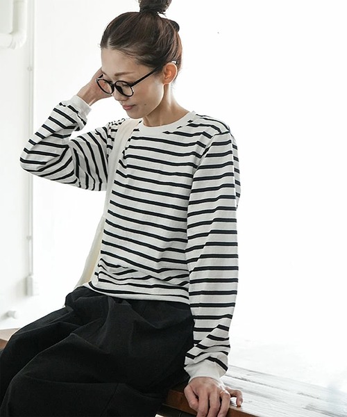 SOLAMONAT（ソラモナ）の「パフ天竺 ボーダーリブベーシックロンT（Tシャツ/カットソー・レディース・ブラック×ホワイト/グレー×ホワイト/ホワイト×ブラック/ホワイト×グレー・M）」の2枚目の写真