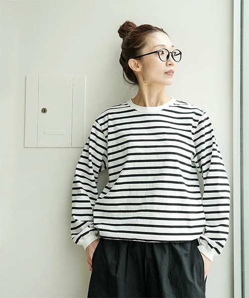 SOLAMONAT（ソラモナ）の「パフ天竺 ボーダーリブベーシックロンT（Tシャツ/カットソー・レディース・ブラック×ホワイト/グレー×ホワイト/ホワイト×ブラック/ホワイト×グレー・M）」の5枚目の写真