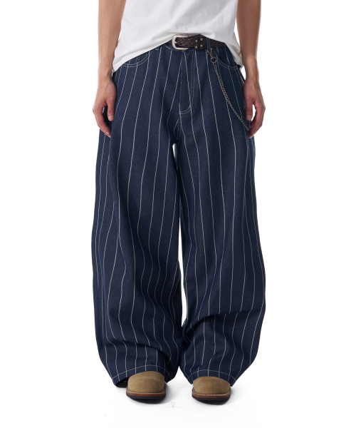 AAKAM(アーカム)の「Striped Cinch Back Denim Pants (Blue)(デニムパンツ・レディース・その他・1/2)」の5枚目の写真