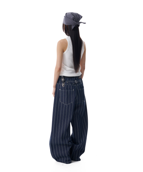 AAKAM(アーカム)の「Striped Cinch Back Denim Pants (Blue)(デニムパンツ・レディース・その他・1/2)」の8枚目の写真