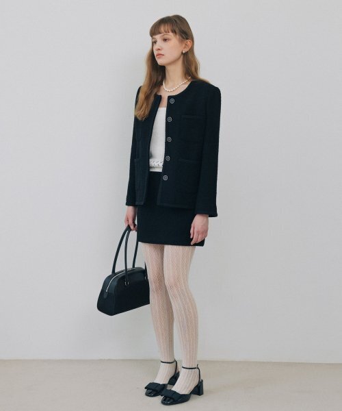 TTUDEMENT(トュードメント)の「BOUCLE TWEED MINI SKIRT BLACK(スカート・レディース・その他・SMALL/MEDIUM)」の4枚目の写真