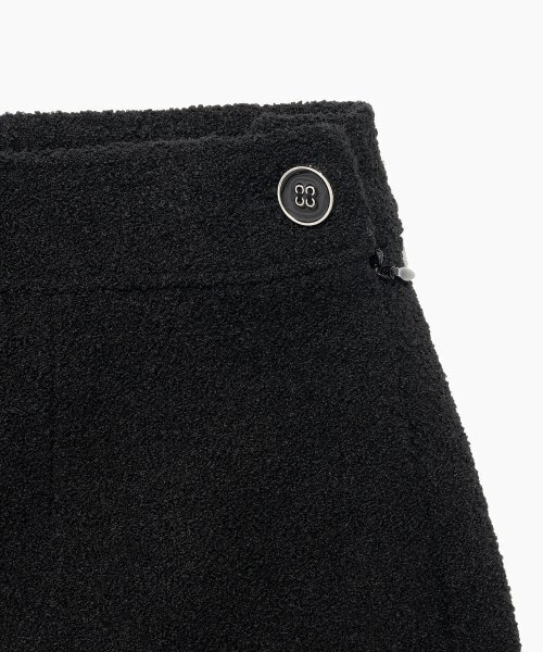 TTUDEMENT(トュードメント)の「BOUCLE TWEED MINI SKIRT BLACK(スカート・レディース・その他・SMALL/MEDIUM)」の3枚目の写真
