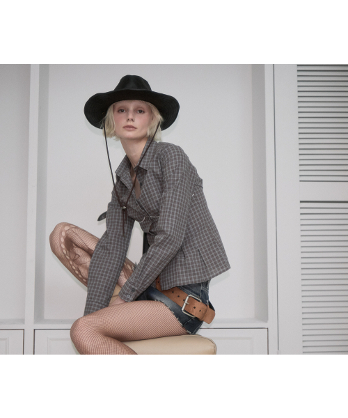 ROSEFRANTZ（ロゼフランツ）の「Lace Line Pintuck Shirt [Brown]（シャツ/ブラウス・レディース・ブラウン・SMALL/MEDIUM）」の19枚目の写真