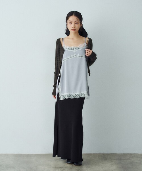 CODE A（コードエー）の「lingerie mood lace cami（シャツ/ブラウス・レディース・ライトグレー/ライトイエロー系・00）」の4枚目の写真