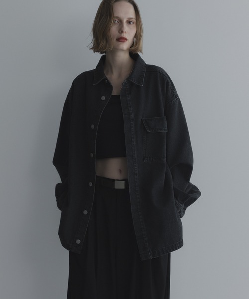 remer（リメール）の「モダンオーバーサイズ デニムジャケット - MODERN OVERSIZED DENIM JACKET（デニムジャケット・メンズ・サックスブルー/ブラック・X-SMALL/SMALL/MEDIUM/LARGE）」の4枚目の写真