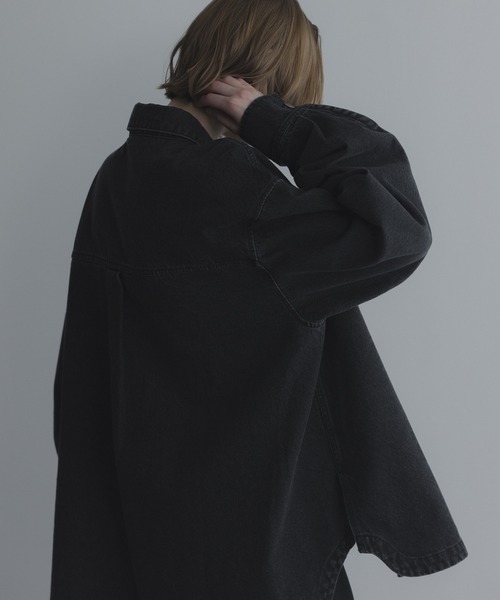 remer（リメール）の「モダンオーバーサイズ デニムジャケット - MODERN OVERSIZED DENIM JACKET（デニムジャケット・メンズ・サックスブルー/ブラック・X-SMALL/SMALL/MEDIUM/LARGE）」の8枚目の写真