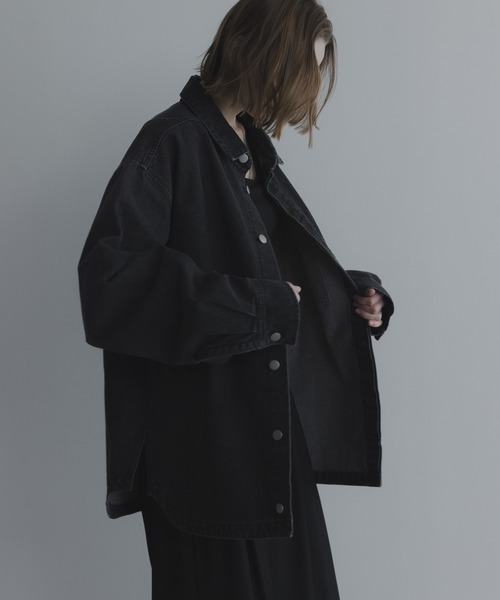 remer（リメール）の「モダンオーバーサイズ デニムジャケット - MODERN OVERSIZED DENIM JACKET（デニムジャケット・メンズ・サックスブルー/ブラック・X-SMALL/SMALL/MEDIUM/LARGE）」の7枚目の写真