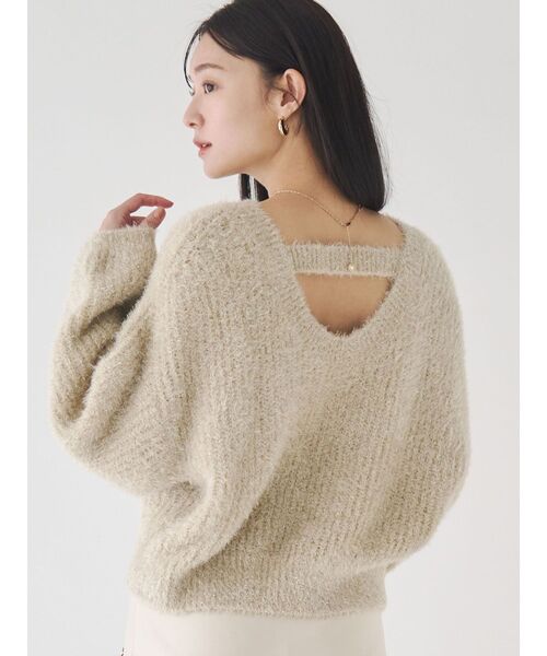 LAGUNAMOON（ラグナムーン）の「バックデザインファーラメニットプルオーバー（ニット/セーター・レディース・グレー/ベージュ/ピンク・FREE）」の3枚目の写真