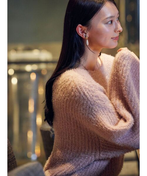 LAGUNAMOON（ラグナムーン）の「バックデザインファーラメニットプルオーバー（ニット/セーター・レディース・グレー/ベージュ/ピンク・FREE）」の5枚目の写真