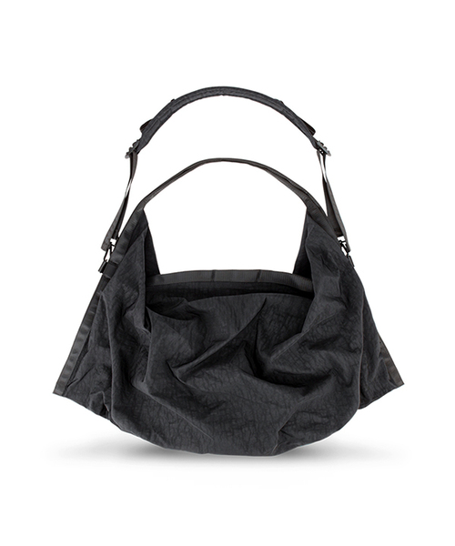 MONSTER REPUBLIC(モンスターリパブリック)の「BIGGER 2WAY CROSS BAG / BLACK(メッセンジャーバッグ・レディース・ブラック・FREE)」の1枚目の写真