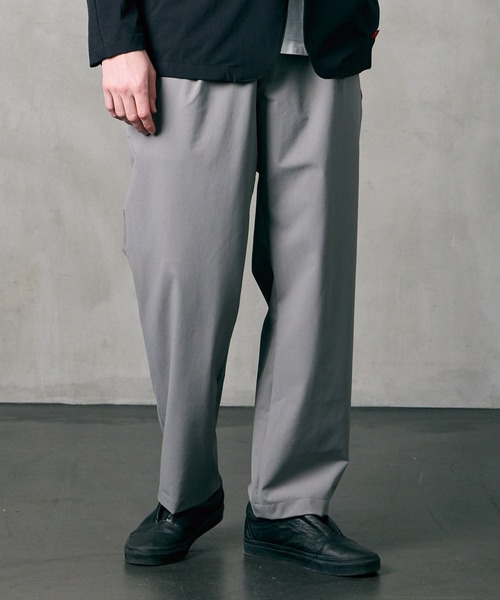 VIRGOwearworks(ヴァルゴウェアワークス)の「URBAN GRACE NYLON SLACKS(スラックス・メンズ・ブラック/カーキ/グレー・2/3/4)」の2枚目の写真