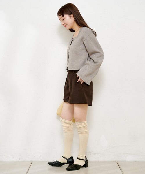 Kastane（カスタネ）の「【新色追加/2サイズ展開】タックショートパンツ（その他パンツ・レディース・グレー/ブラック/ブラウン・1/0）」の15枚目の写真