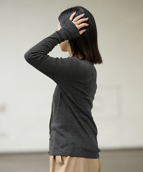 IENA LA BOUCLE(イエナラブークル)の「IENA LA BOUCLE ウールテレコカーディガン(カーディガン/ボレロ・レディース・チャコールグレー/レッド・FREE)」の4枚目の写真