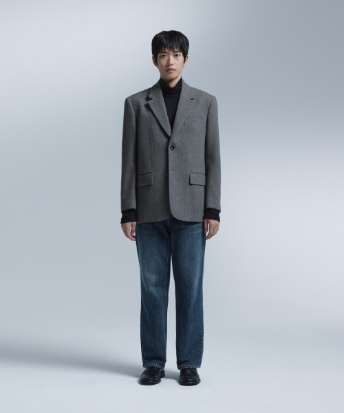 NONBLANK(ノンブランク)の「ウール100ツイルオーバーサイズジャケット_MELANGE TAUPE(テーラードジャケット・メンズ・グレー・LARGE/X-LARGE/MEDIUM)」の14枚目の写真