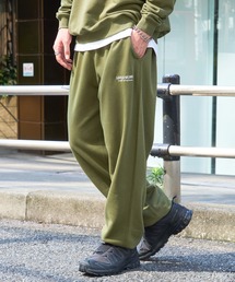 【MAISON CLUB】ワンポイント刺繍スウェットパンツ LESS IS MORE　裏毛　セットアップ対応