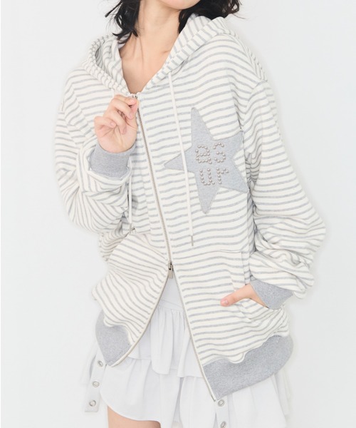 as you are(アズユーアー)の「◇ASYOUARE◇ブランド直輸入正規品/スター パッチ オーバーフィット フーディー ジップアップ STAR PATCH OVERFIT HOODIE ZIP-UP(パーカー・レディース・アイボリー/ブラック・S/M)」の4枚目の写真