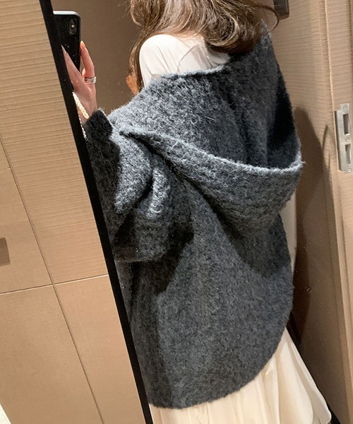 gossip!ロサンゼルス(ゴシップロサンゼルス)の「YUGA ゆったりスタイルフード付きカーディガン(ニット/セーター・レディース・ダークグレー/オフホワイト/ブラウン・FREE)」の12枚目の写真