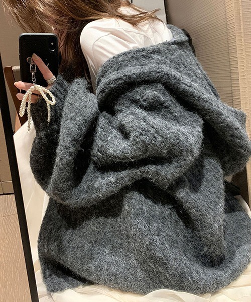 gossip!ロサンゼルス(ゴシップロサンゼルス)の「YUGA ゆったりスタイルフード付きカーディガン(ニット/セーター・レディース・ダークグレー/オフホワイト/ブラウン・FREE)」の13枚目の写真
