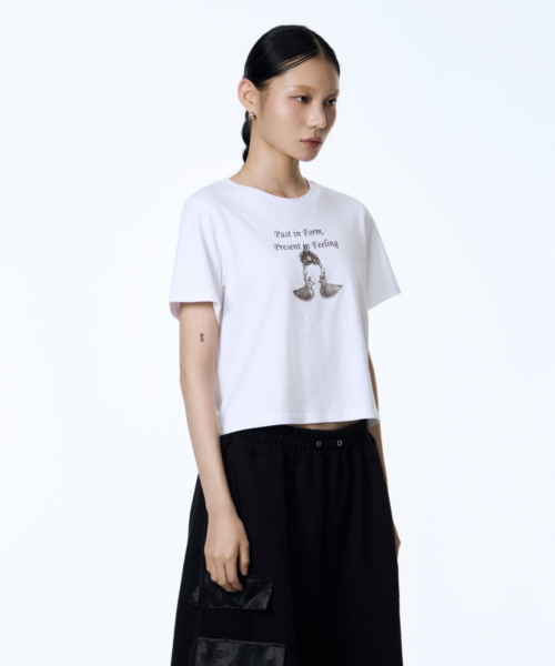 71TO96(チル ハナ トゥ グユク)の「Mandarin duck Keyring Crop T-Shirt (White)(Tシャツ/カットソー・レディース・ホワイト・FREE)」の3枚目の写真