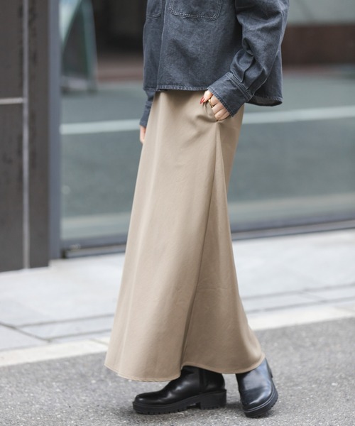 FORK&SPOON（フォークアンドスプーン）の「FORK&SPOON　ヴィンテージツイルスカート（スカート・レディース・ネイビー/ベージュ・2/1）」の8枚目の写真