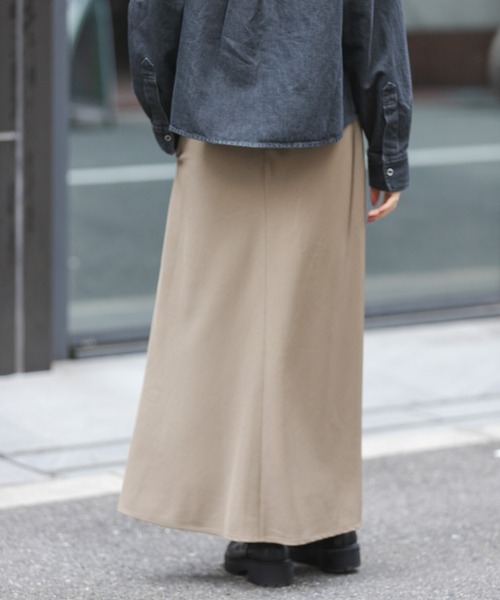FORK&SPOON（フォークアンドスプーン）の「FORK&SPOON　ヴィンテージツイルスカート（スカート・レディース・ネイビー/ベージュ・2/1）」の9枚目の写真