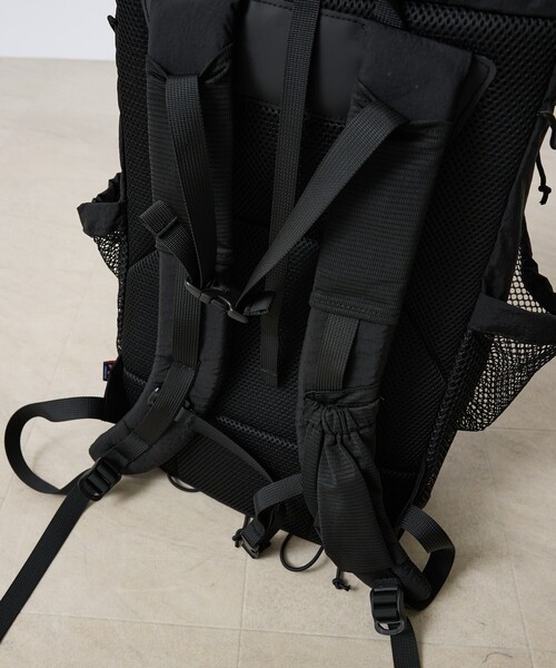 COBMASTER(コブマスター)の「【COBMASTER/コブマスター】 CSR LANDSCAPE ROLLTOP PACK/ロールトップ/バックパック(バックパック/リュック・メンズ・ホワイト/ブラック/グレー・フリー)」の8枚目の写真
