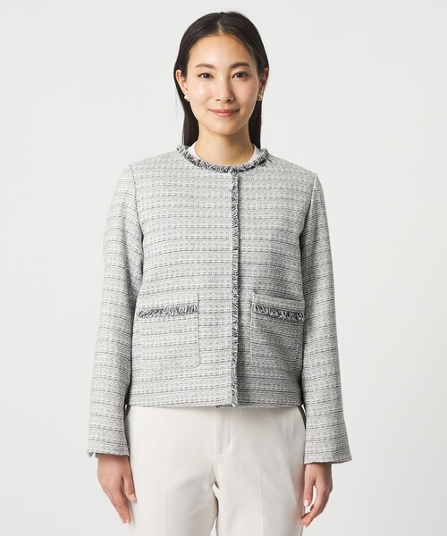 A DAY IN THE LIFE UNITED ARROWS（アデイインザライフユナイテッドアローズ）の「ツイードライク フリンジジャケット ＜A DAY IN THE LIFE＞（ノーカラージャケット・レディース・ライトグレー/ネイビー・40/38/36）」の9枚目の写真