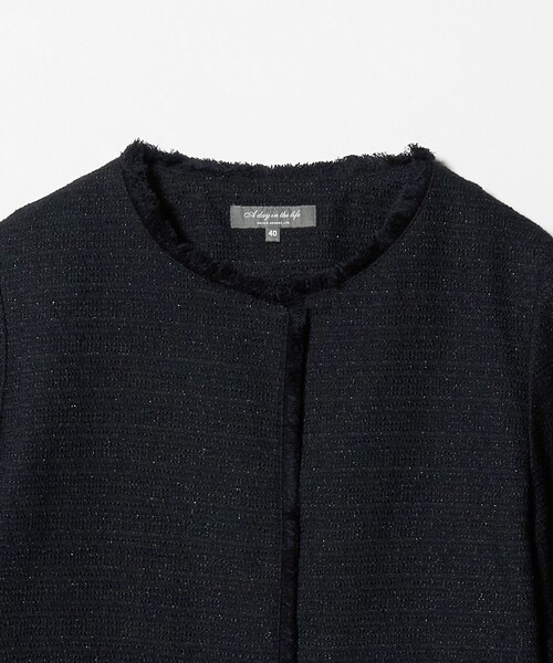 A DAY IN THE LIFE UNITED ARROWS（アデイインザライフユナイテッドアローズ）の「ツイードライク フリンジジャケット ＜A DAY IN THE LIFE＞（ノーカラージャケット・レディース・ライトグレー/ネイビー・40/38/36）」の22枚目の写真