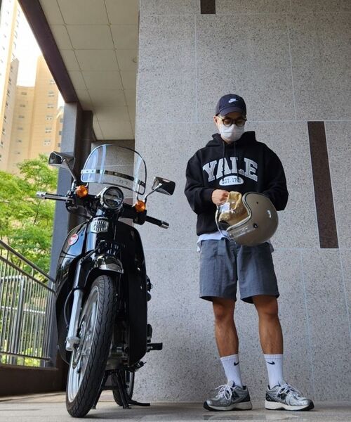 YALE(イェール)の「ツートンアーチフード_ブラック(パーカー・レディース・その他・S/M/L/XL/WS/XX-LARGE)」の6枚目の写真