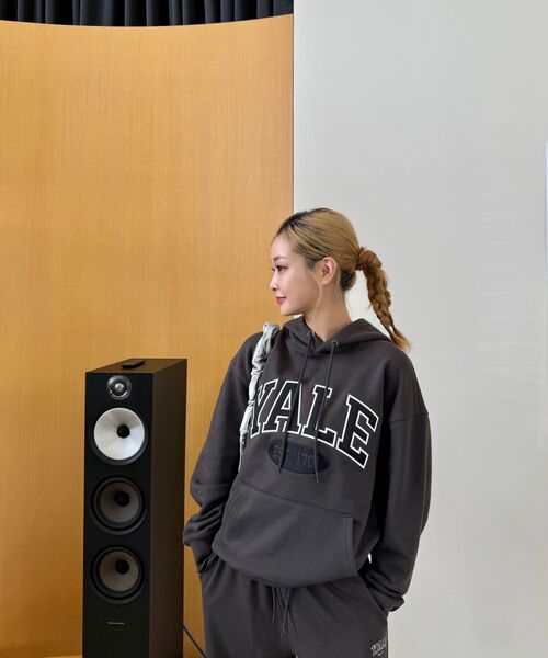 YALE(イェール)の「ツートンアーチフード_ブラック(パーカー・レディース・その他・S/M/L/XL/WS/XX-LARGE)」の7枚目の写真