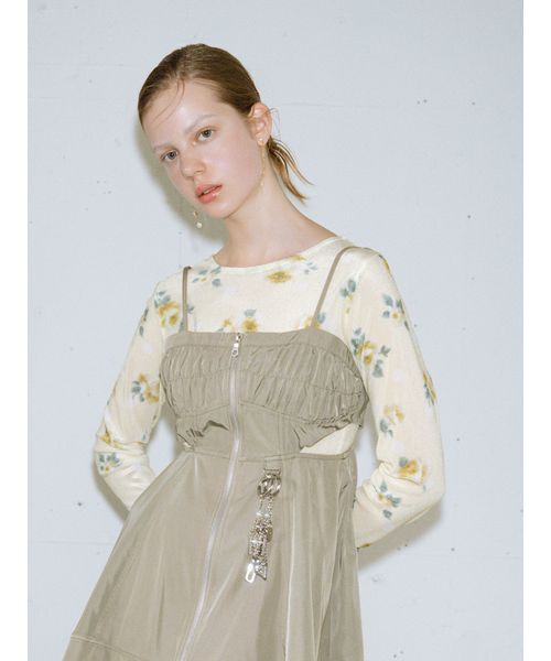 FURFUR(ファーファー)の「ぼかしフラワープリントシアープルオーバー(Tシャツ/カットソー・レディース・アイボリー/イエロー/ネイビー・F)」の12枚目の写真