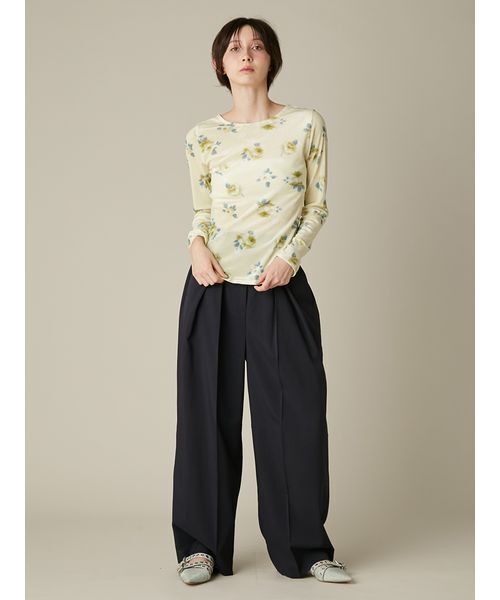 FURFUR(ファーファー)の「ぼかしフラワープリントシアープルオーバー(Tシャツ/カットソー・レディース・アイボリー/イエロー/ネイビー・F)」の22枚目の写真