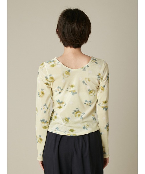 FURFUR（ファーファー）の「ぼかしフラワープリントシアープルオーバー（Tシャツ/カットソー・レディース・アイボリー/イエロー/ネイビー・F）」の5枚目の写真