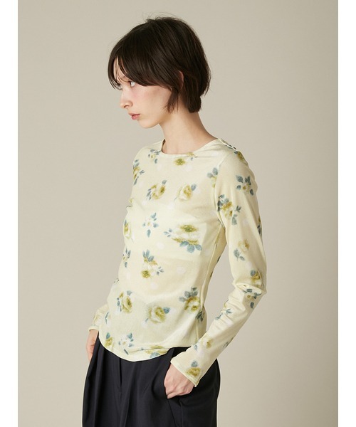 FURFUR（ファーファー）の「ぼかしフラワープリントシアープルオーバー（Tシャツ/カットソー・レディース・アイボリー/イエロー/ネイビー・F）」の8枚目の写真