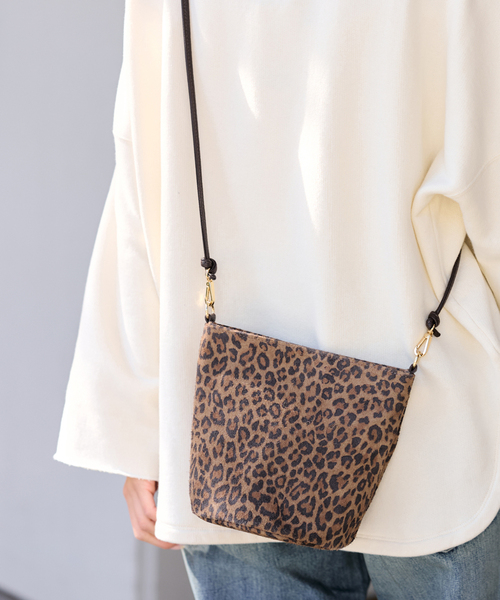 FRAMeWORK（フレームワーク）の「AULENTTI /オウレンティ LEOPARDO 2WAYハンドルトート（トートバッグ・レディース・ブラウン・FREE）」の5枚目の写真