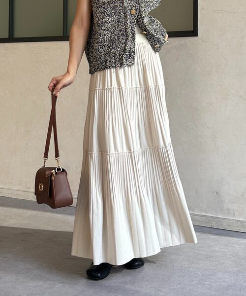 Thevon(ゼボン)の「カットプリーツティアードスカート(スカート・レディース・チャコールグレー/ブラック/ライトベージュ/イエロー・FREE)」の21枚目の写真