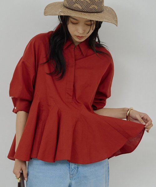 GALLARDAGALANTE(ガリャルダガランテ)の「フレアブラウス(シャツ/ブラウス・レディース・サックスブルー/ブラック/ベージュ/レッド・FREE)」の1枚目の写真