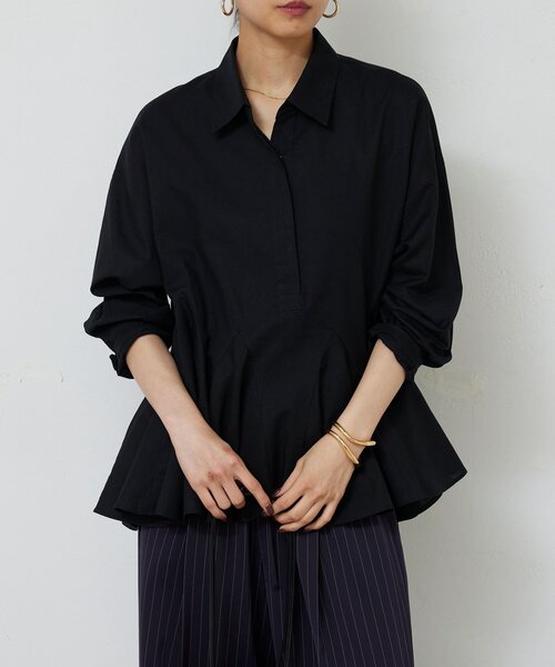 GALLARDAGALANTE(ガリャルダガランテ)の「フレアブラウス(シャツ/ブラウス・レディース・サックスブルー/ブラック/ベージュ/レッド・FREE)」の2枚目の写真